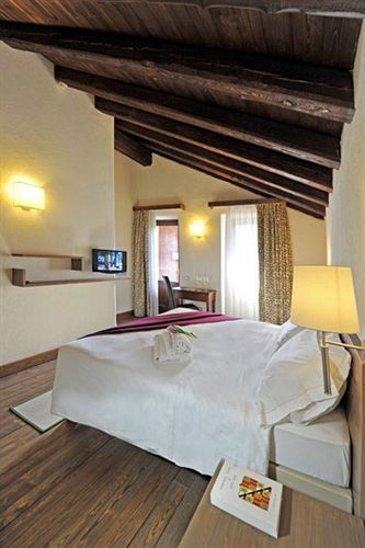 Hotel Maison Tissiere 3*